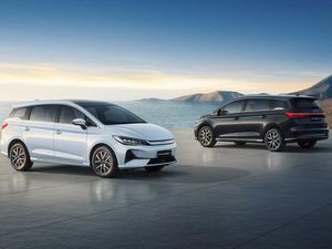 BYD M6 Meluncur di Negara Tetangga, Pakai Nama Ini