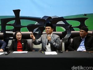 DPR Gelar Diskusi Dialektika Demokrasi DPR Gelar Diskusi Dialektika Demokrasi