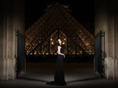 Foto: Adu Gaya Para Bintang di MET Gala Paris, Jisoo Hingga Doechii
