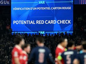 PSG Vs Liverpool: Wasit Kena Maki Terkait Insiden Barcola dan Konate PSG Vs Liverpool: Wasit Kena Maki Terkait Insiden Barcola dan Konate