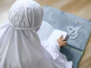 Bacaan Doa Akhir Tahun Islam dengan Latinnya untuk Penutup 1446 H Bacaan Doa Akhir Tahun Islam dengan Latinnya untuk Penutup 1446 H