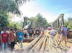 Jalan Padang Lamo Sudah Bisa Dilalui, Kendaran Berat Tak Bisa Melintas Jalan Padang Lamo Sudah Bisa Dilalui, Kendaran Berat Tak Bisa Melintas