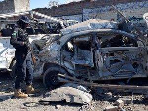 Dunia Hari Ini: Bom Bunuh Diri di Pakistan Menewaskan 18 Orang