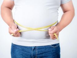 Bye Buncit! Ini 6 Tips Makan Saat Puasa untuk Hempas Lemak Perut