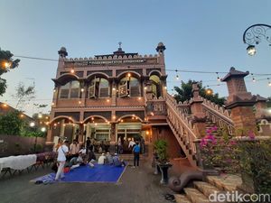 Keunikan Masjid Berarsitektur Eropa-Jawa di Pati