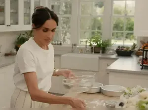 Meghan Markle Dituduh Pura-pura Bikin Wafel, Netizen Sebut Tukang Bohong Meghan Markle Dituduh Pura-pura Bikin Wafel, Netizen Sebut Tukang Bohong