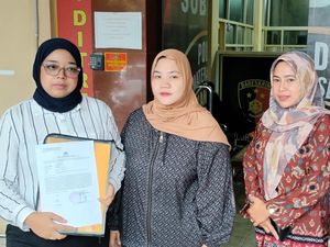 Oknum ASN Prabumulih Diamankan atas Laporan Dugaan Penipuan Rp 3,5 M Oknum ASN Prabumulih Diamankan atas Laporan Dugaan Penipuan Rp 3,5 M