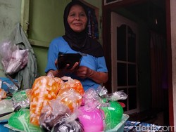 Menengok Pabrik Cincau Mak Cao di Kota Malang Saat Ramadan