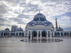 4 Warna yang Identik dengan Bangunan Islam Beserta Maknanya