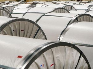 10 Ribu Ton Baja RI Tembus Pasar AS 10 Ribu Ton Baja RI Tembus Pasar AS