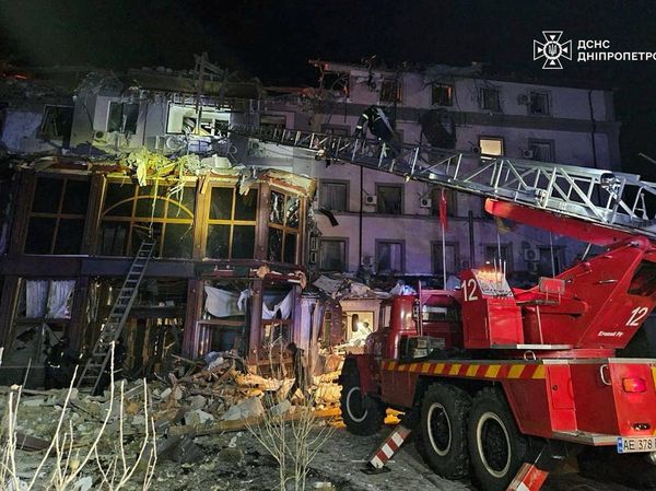 Serangan Rudal Rusia Hantam Hotel di Kryvyi Rih Ukraina