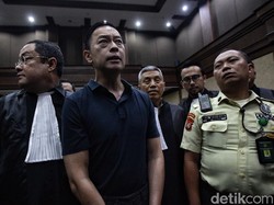 Video Tom Lembong Versi Dakwaan Jaksa: Beri Izin Impor Gula saat Stok Cukup