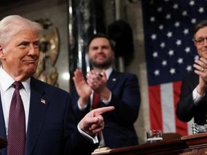 Trump: AS Akan Kuasai Greenland dengan Berbagai Cara Trump: AS Akan Kuasai Greenland dengan Berbagai Cara