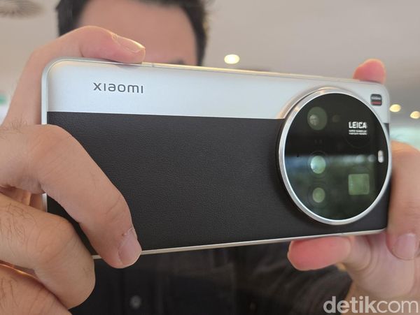 Xiaomi 15 Ultra Cakep Banget, Kameranya Mantap!