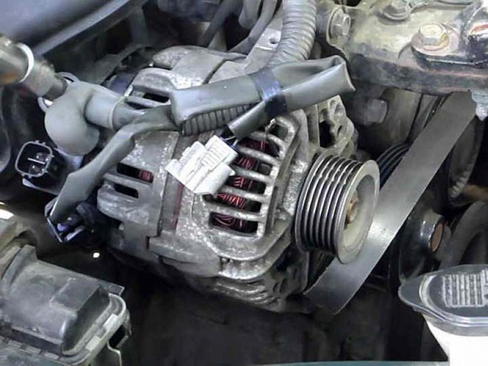 Alternator Mobil Alternator mobil.