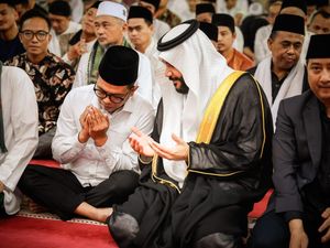 Imam Besar Masjidil Haram Doakan Andra Soni Berhasil Pimpin Banten