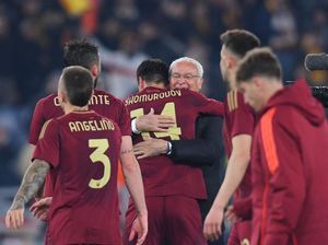 Keputusan Berani Ranieri Berbuah Kemenangan Giallorossi Keputusan Berani Ranieri Berbuah Kemenangan Giallorossi
