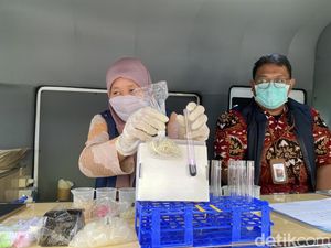 BPOM Temukan Makanan Berformalin di Pasar Banjarnegara BPOM Temukan Makanan Berformalin di Pasar Banjarnegara