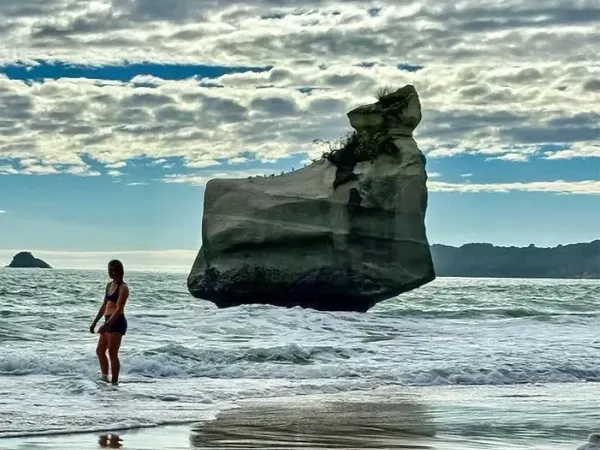 Kebetulan dan Bukan Editan, Deretan Foto Unik Diambil saat Waktu yang Pas