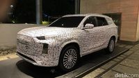Potret Mobil Baru Chery Mode Penyamaran di Indonesia