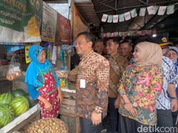 Pantau Stok Sembako, Gubernur Luthfi Wanti-wanti Pedagang Tak Mainkan Harga