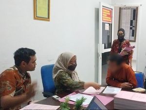 Kepsek SMAN Woha Bima yang Korupsi Dana Bos Segera Diadili Kepsek SMAN Woha Bima yang Korupsi Dana Bos Segera Diadili