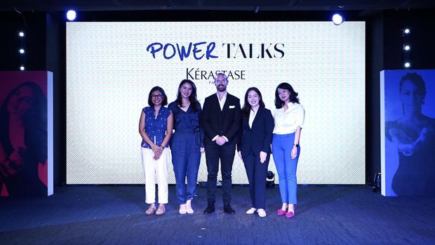 Galuh Rohmah, Founder & Director of Yayasan Mestara Perempuan Berdaya, Melanie Masriel, Chief of Corporate Affairs Engagement & Sustainability L'Oréal Indonesia, Freddie Banks, General Manager Professional Product Division