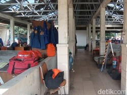 Pilu Damkar Kota Tasikmalaya yang Masih Bermarkas di Kolam Ikan