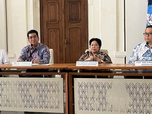 UI Ajukan Banding, Begini Pelanggaran Promotor dan Ko-Promotor Bahlil Versi DGB UI Ajukan Banding, Begini Pelanggaran Promotor dan Ko-Promotor Bahlil Versi DGB