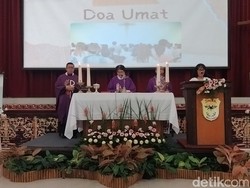 Alumni 84 SMA Dempo Malang Gelar Misa Arwah 2 Pendaki Tewas di Carstensz