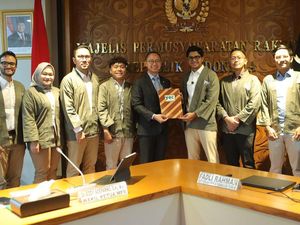 Eddy Soeparno Dukung Kepedulian Anak Muda terhadap Energi Terbarukan Eddy Soeparno Dukung Kepedulian Anak Muda terhadap Energi Terbarukan