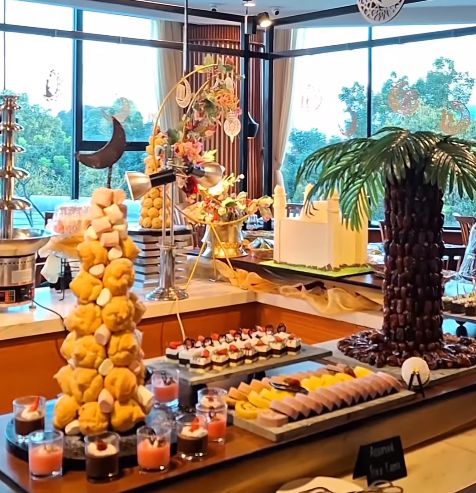 Berbuka dengan Menu AYCE yang Sehat Lezat  di Aryaduta Bandung