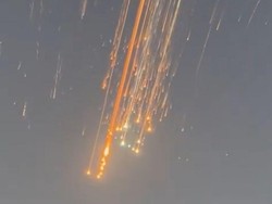 Roket Andalan Elon Musk Terus-menerus Meledak, Ada Apa?