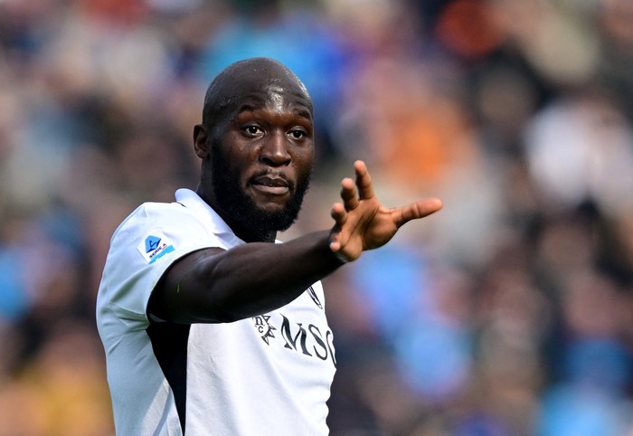 Soccer Football - Serie A - Como v Napoli - Stadio Giuseppe Sinigaglia, Como, Italy - February 23, 2025 Napolis Romelu Lukaku reacts REUTERS/Daniele Mascolo