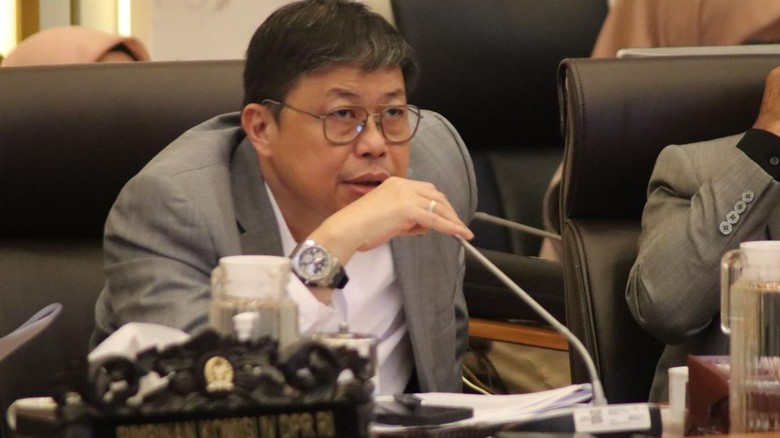 Karhutla Bromo Meluas, Komisi IV DPR Minta SOP Penanganan Diperbaiki