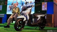 Melihat Langsung Yamaha Gear Ultima 125 Hybrid yang Baru Meluncur di RI