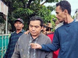 Ini Alasan Cueknya Aang Meski Anak-Istri Tewas Diterjang Banjir