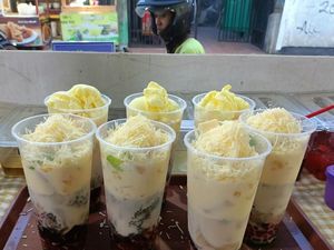 5 Es Teler Creamy Manis Ini Segarkan Dahaga, Cocok untuk Takjil! 5 Es Teler Creamy Manis Ini Segarkan Dahaga, Cocok untuk Takjil!