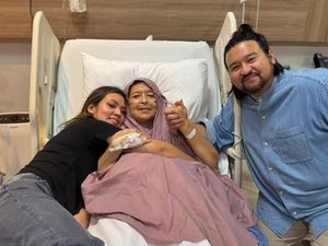 Awal Mula Ibu Raisa Idap Kanker Paru Stadium 4, Sempat Batuk selama Sebulan Awal Mula Ibu Raisa Idap Kanker Paru Stadium 4, Sempat Batuk selama Sebulan