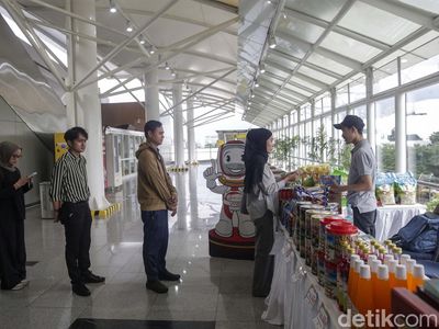 LRT Jakarta Hadirkan Pasar Ramadan di Stasiun