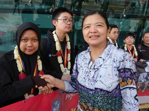 Kegigihan Mayumi, Siswa Asal Palu yang Juarai OSN Sains Nasional-Dunia Kegigihan Mayumi, Siswa Asal Palu yang Juarai OSN Sains Nasional-Dunia