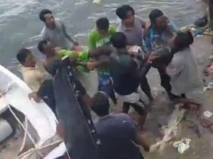 Kapal Misterius Serang Perahu Nelayan Asal Mandangin dengan Bom Ikan Kapal Misterius Serang Perahu Nelayan Asal Mandangin dengan Bom Ikan