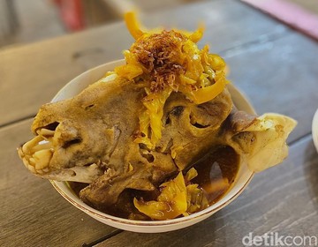 5 Tips Membersihkan Kepala Kambing, Bebas Bulu dan Prengus!