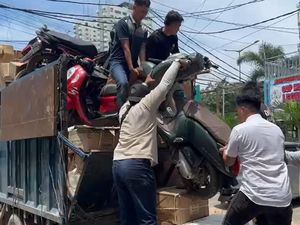 Sopir Truk Kurir Motor Curian di Jakbar Diupah Rp 500 Ribu/Unit Sopir Truk Kurir Motor Curian di Jakbar Diupah Rp 500 Ribu/Unit