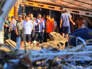 Curhat Pendeta HKBP Palabuhanratu soal Relokasi Gereja ke Gibran Curhat Pendeta HKBP Palabuhanratu soal Relokasi Gereja ke Gibran