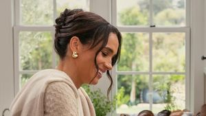 Deretan Gaya Meghan Markle Masak Hingga Berkebun di Reality Show Netflix