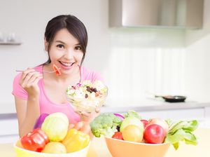 9 Kesalahan Makan Buah yang Bikin Diet Gagal, Nomor 2 Sering Dilakukan! 9 Kesalahan Makan Buah yang Bikin Diet Gagal, Nomor 2 Sering Dilakukan!