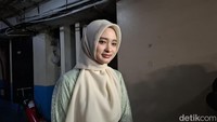Inara Rusli Buka Puasa Bareng Virgoun dan Anak-anak