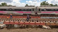 Jalur KA di Grobogan yang Terdampak Banjir Kembali Dilintasi Kereta