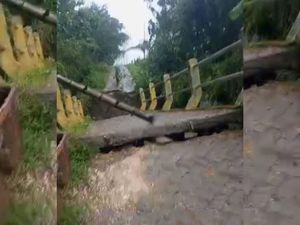 Jembatan Antardukuh di Plosorejo Blora Putus gegara Longsor